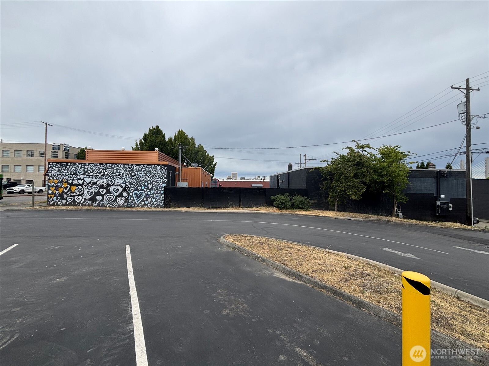 2301 Pacific Avenue Property Photo 19