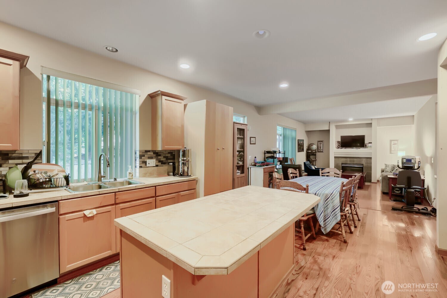 14505 Meridian Place Property Photo 8