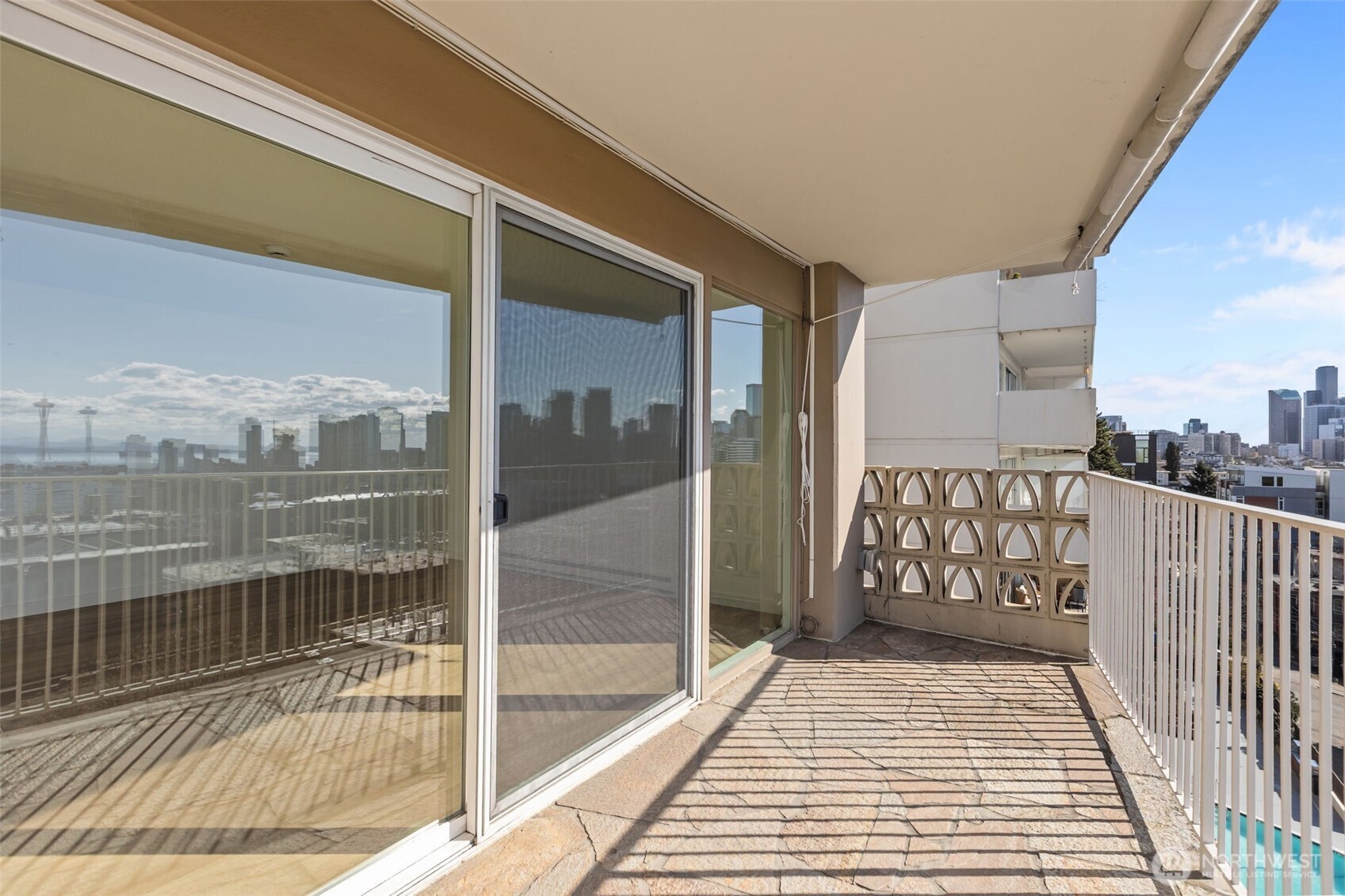 525 Belmont Avenue 7a Property Photo 22