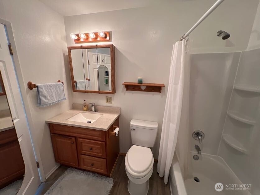 4430 Pine Avenue Property Photo 16