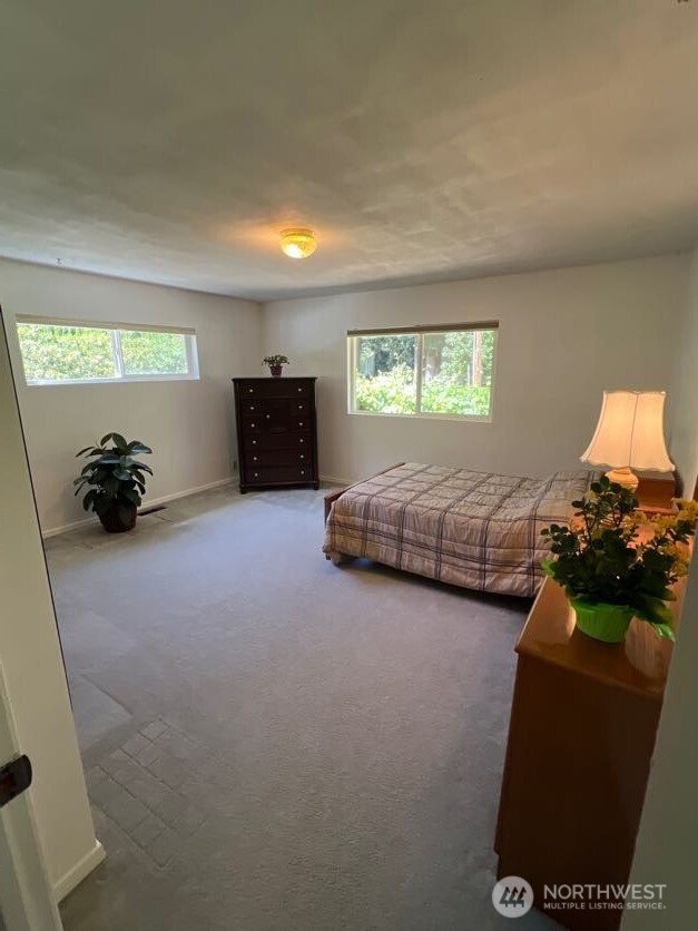 4430 Pine Avenue Property Photo 17