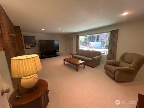 4430 Pine Avenue Property Photo 26