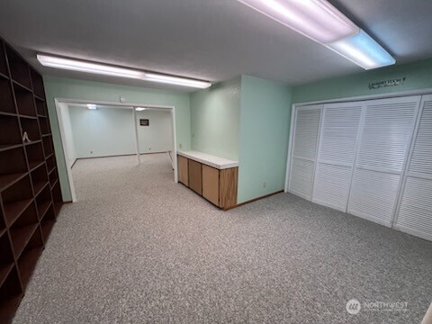 4430 Pine Avenue Property Photo 32