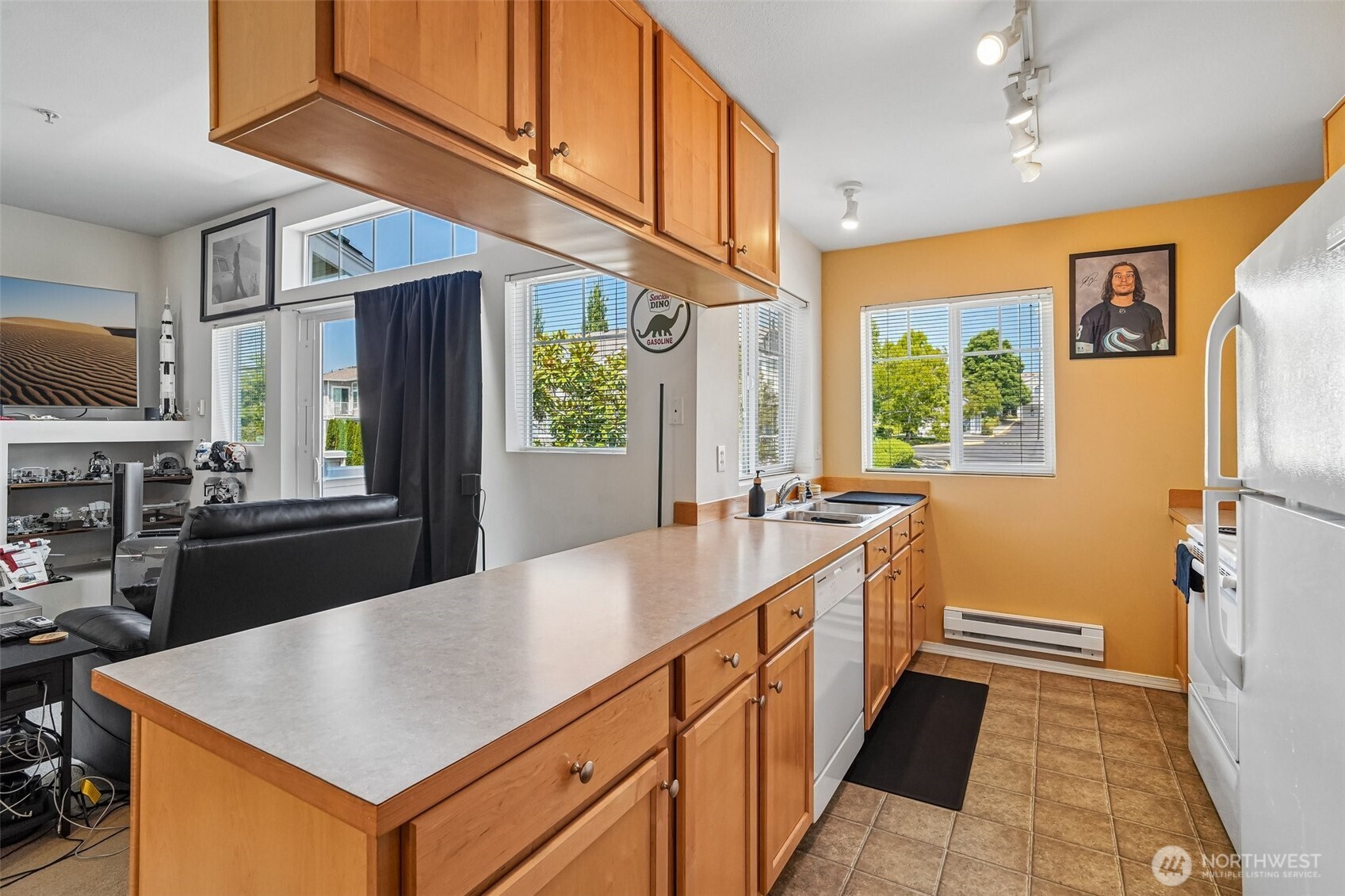 6443 Hazel Avenue C Property Photo 13
