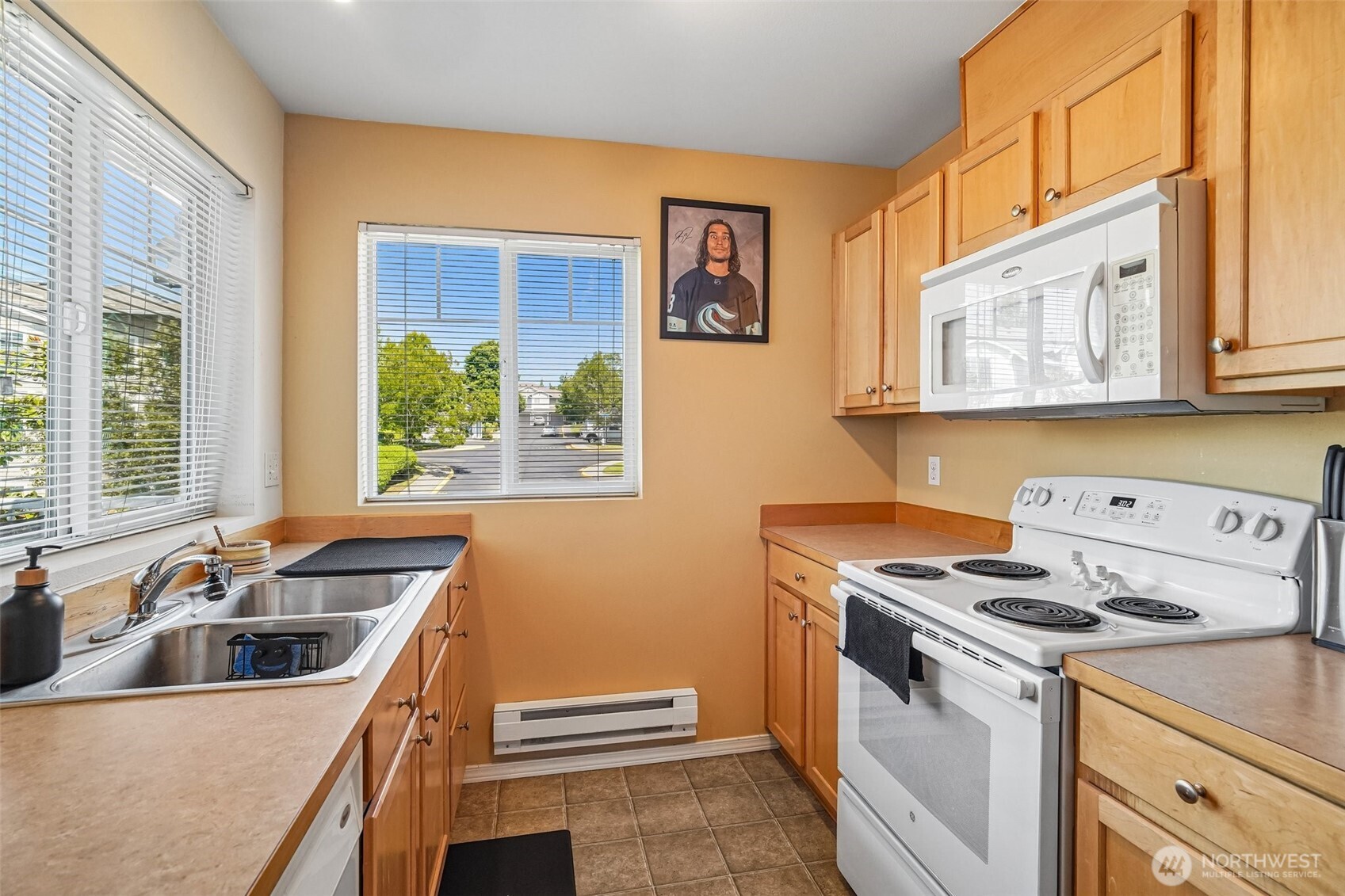 6443 Hazel Avenue C Property Photo 14
