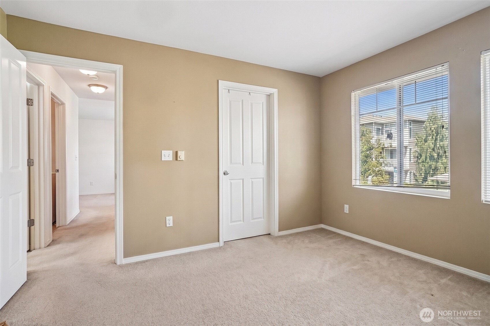 6443 Hazel Avenue C Property Photo 20