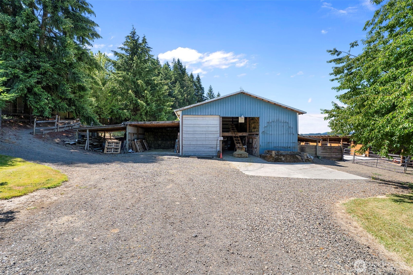 134 Macomber Road Property Photo 6