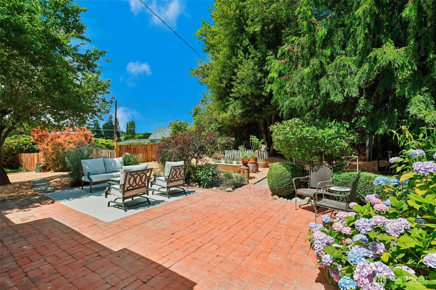 1010 S Director Street Property Photo 34