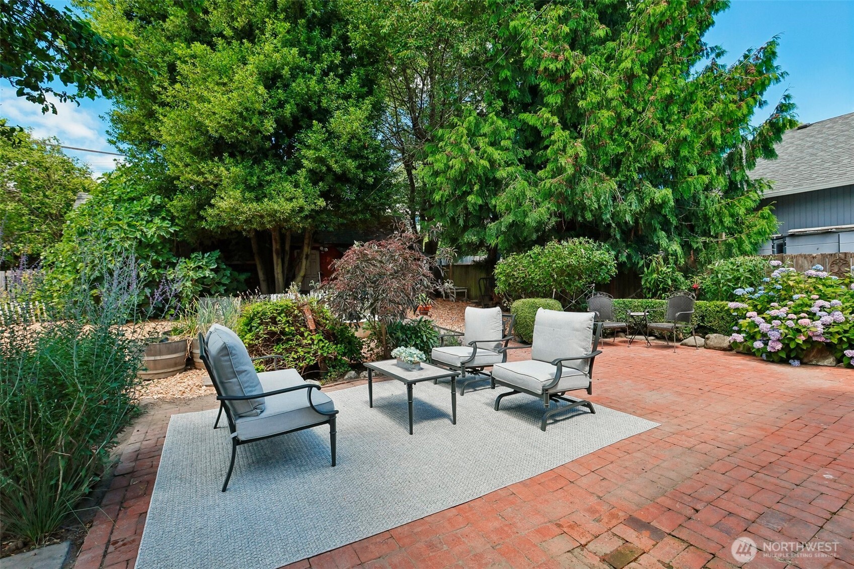 1010 S Director Street Property Photo 35