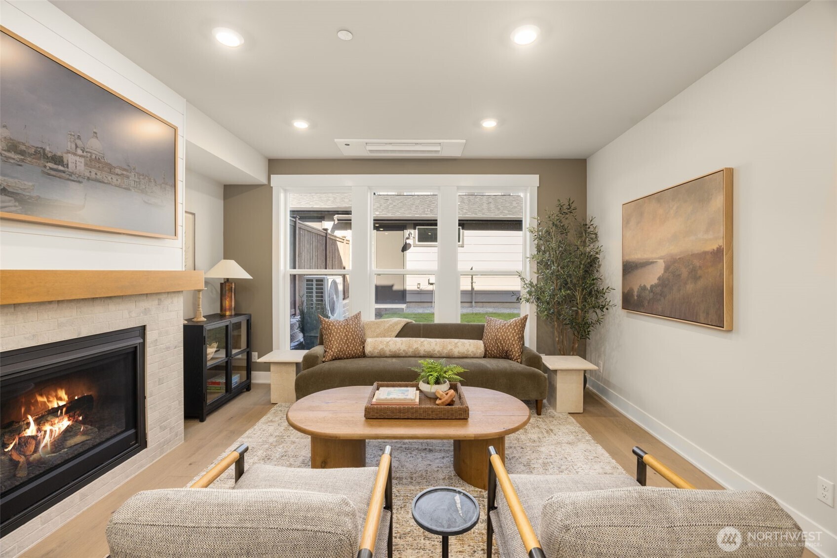 446 222nd Place Property Photo 6