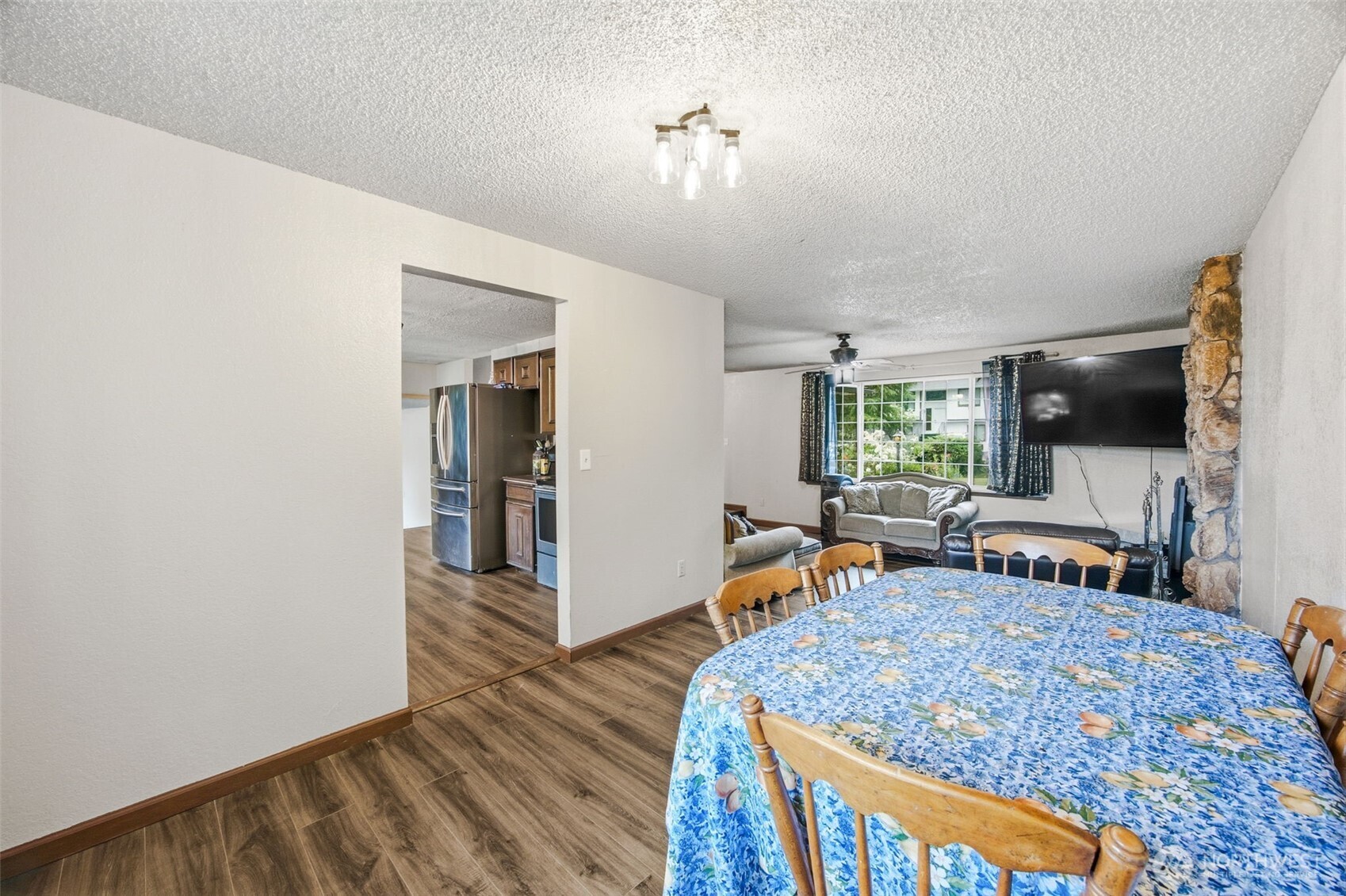 2519 151st Street Property Photo 5