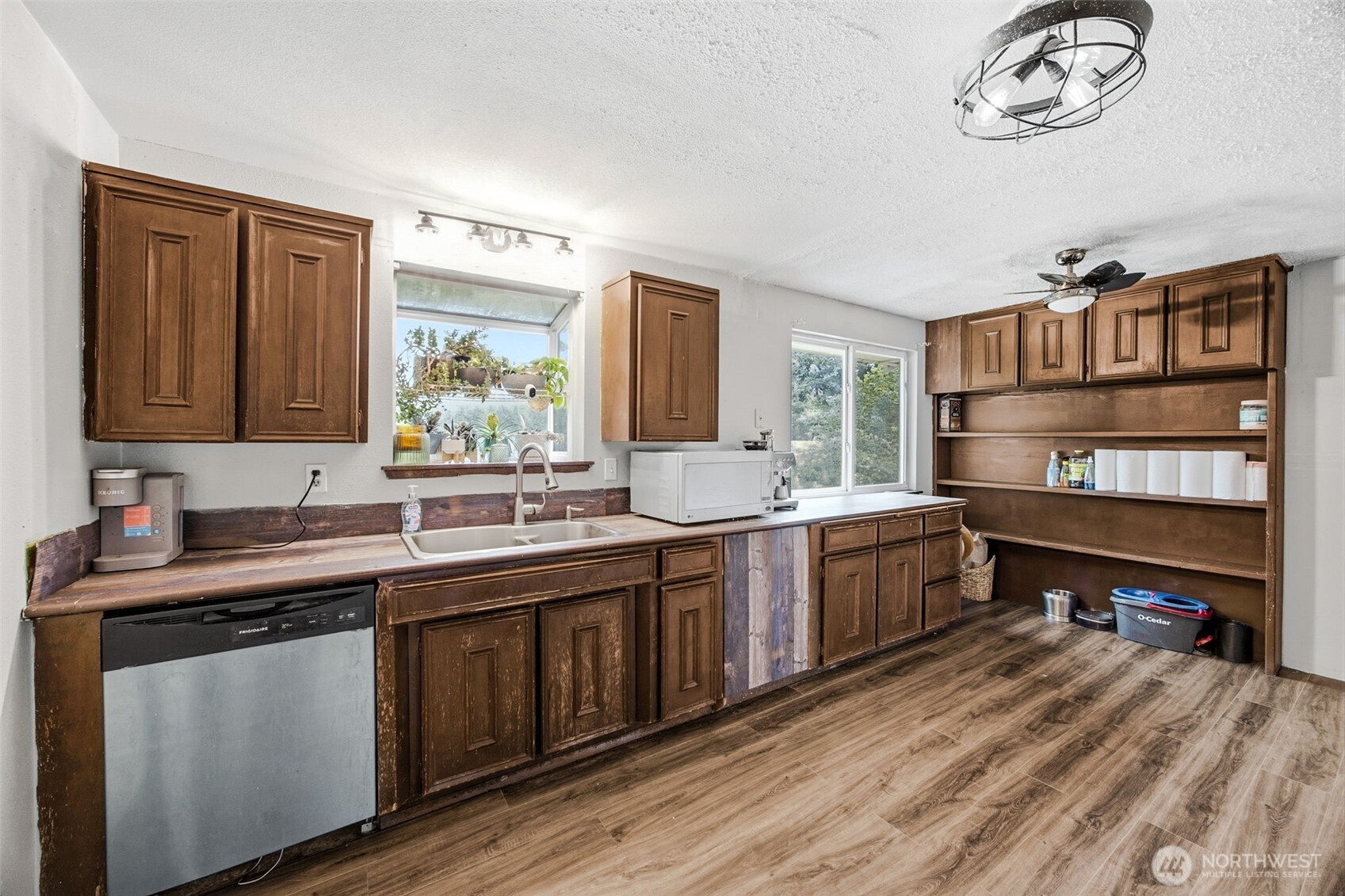 2519 151st Street Property Photo 8