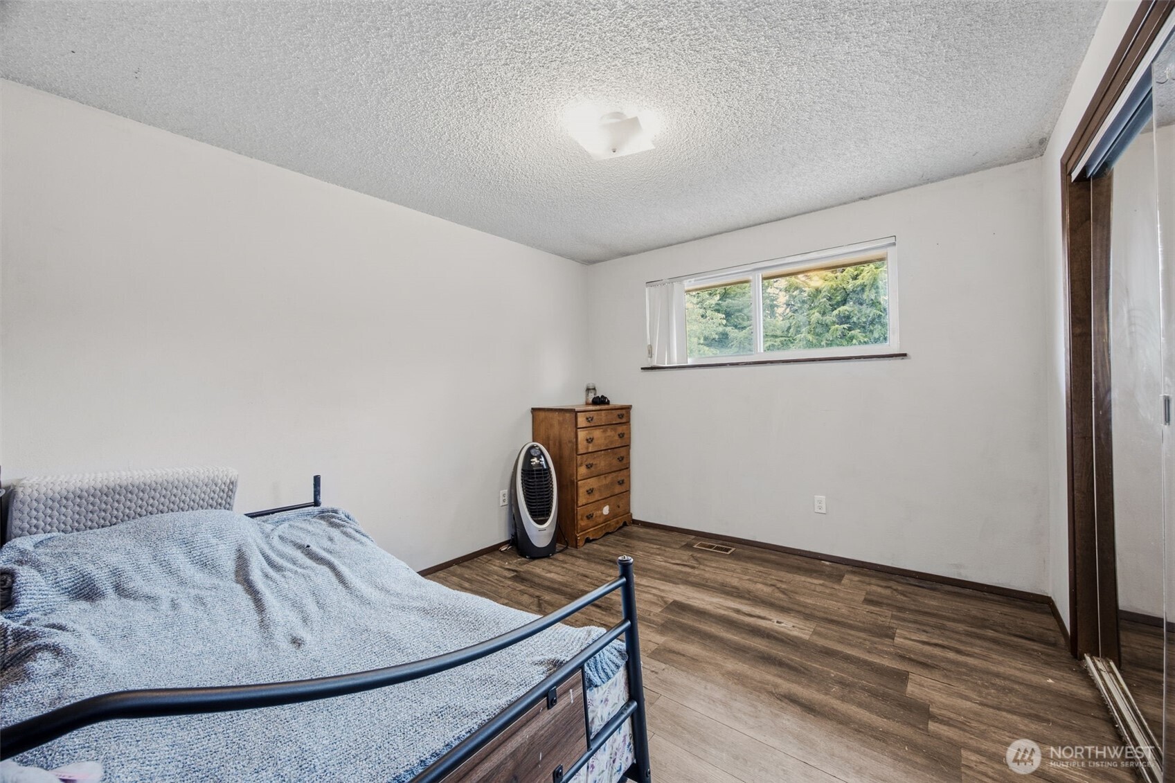 2519 151st Street Property Photo 14