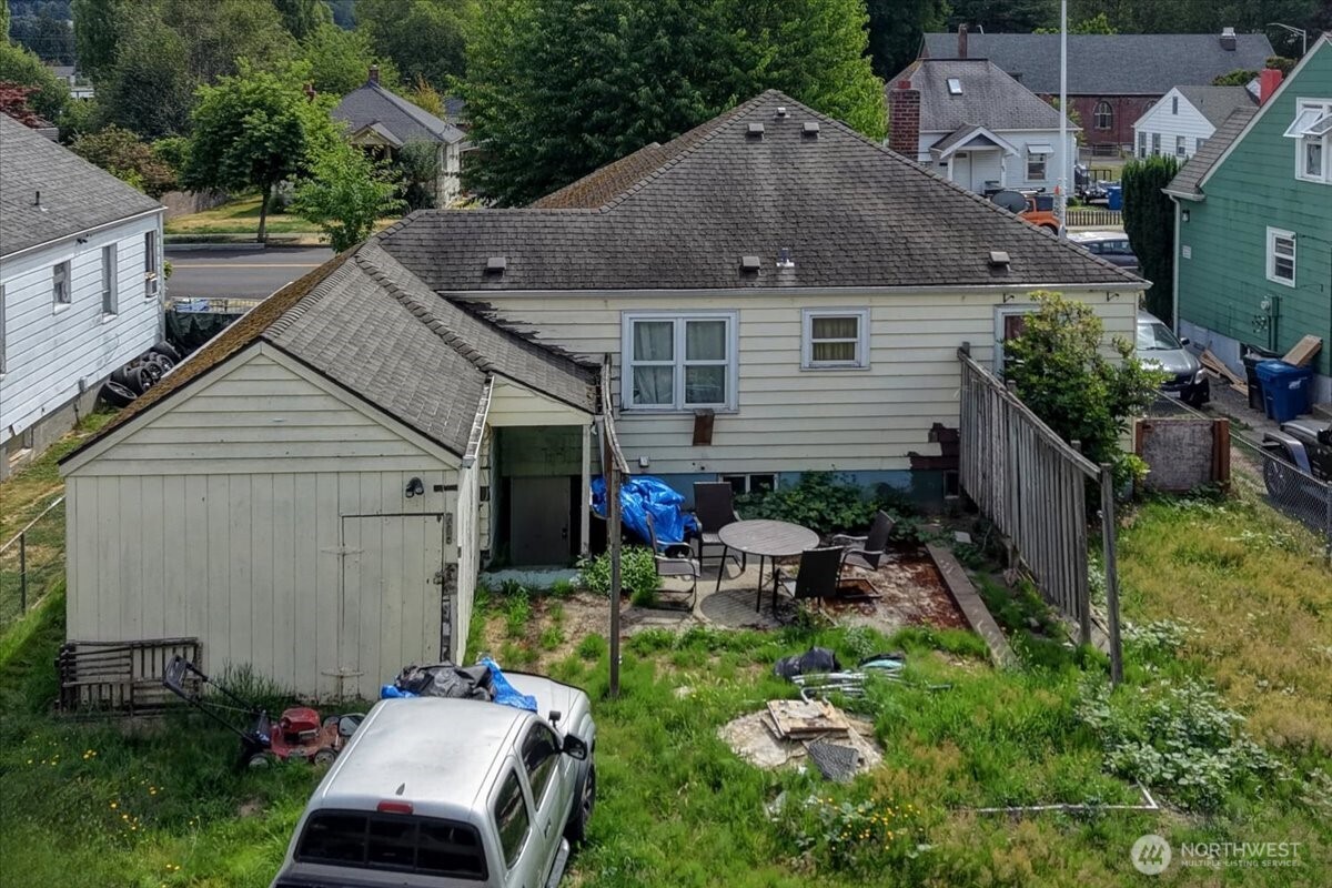 79 Williams Avenue Property Photo 2