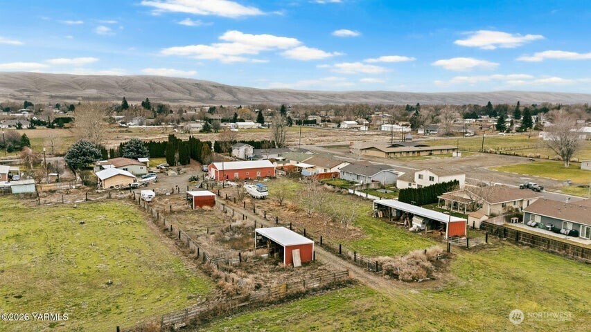 7703 Ahtanum Road Property Photo 12