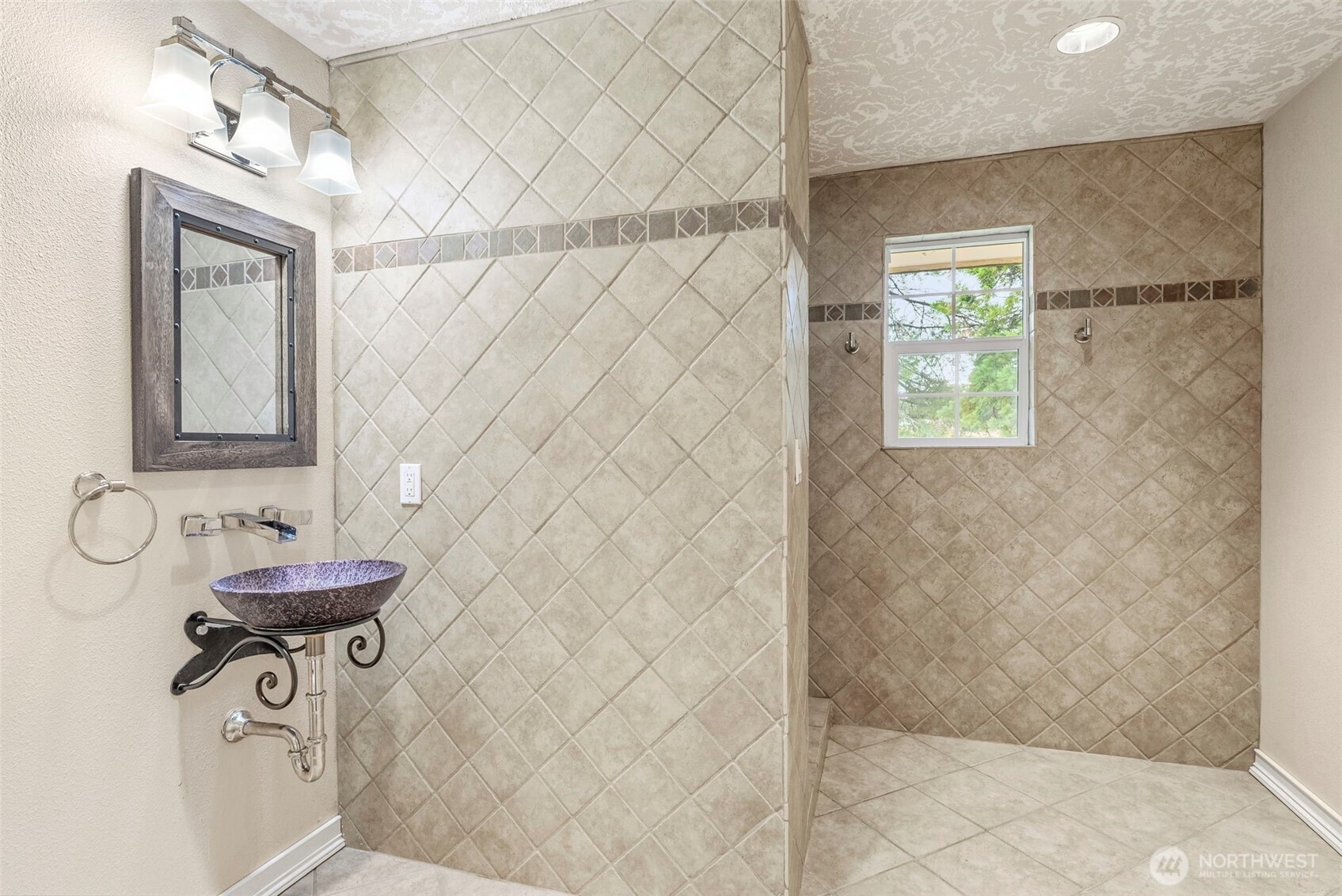 863 Byham Road Property Photo 30