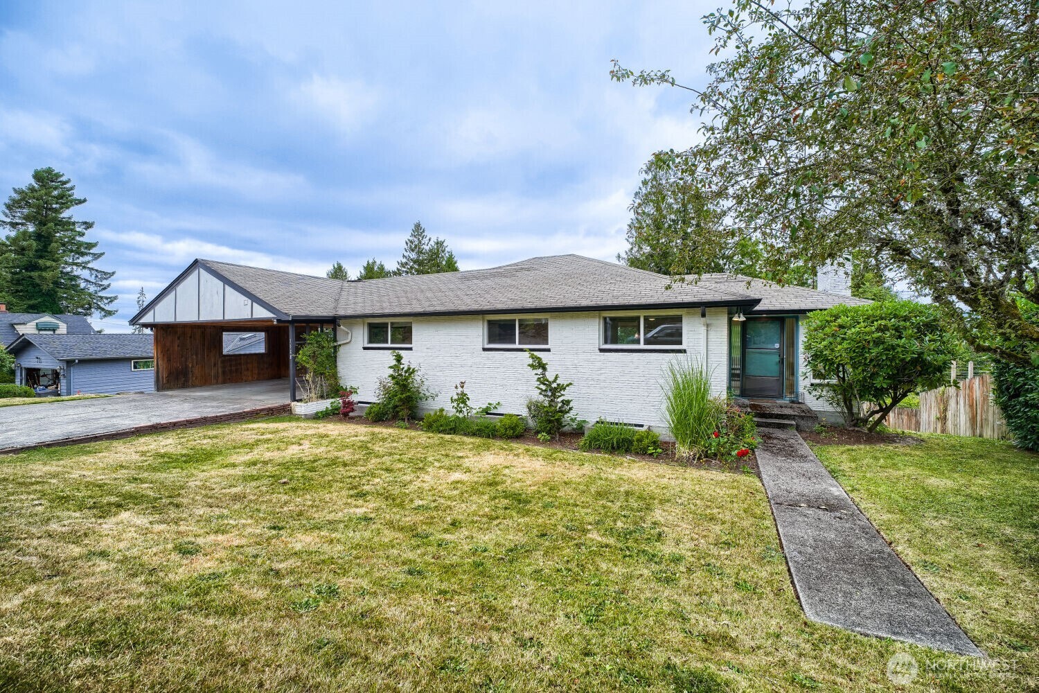 7528 S Lakeridge Dr Property Photo 4