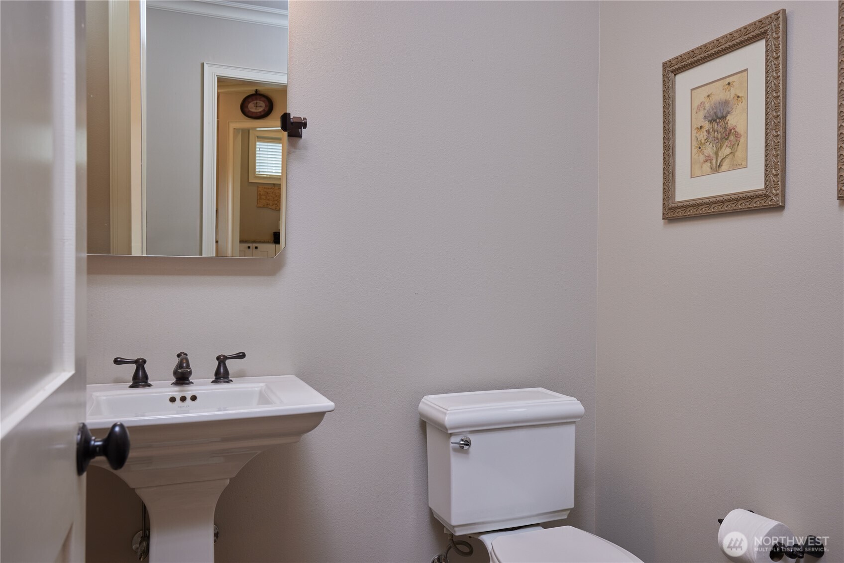 1016 Se Crestlane Drive Property Photo 6