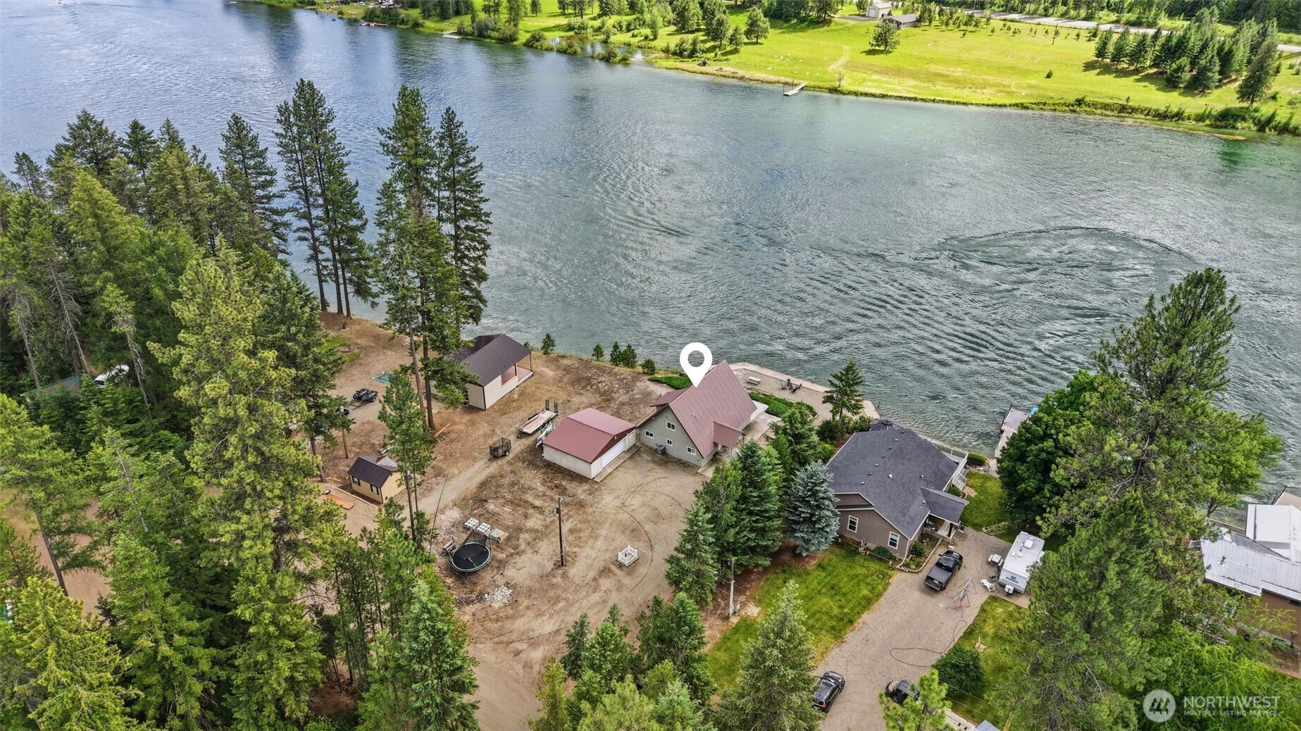 128 S River Rd Property Photo 32