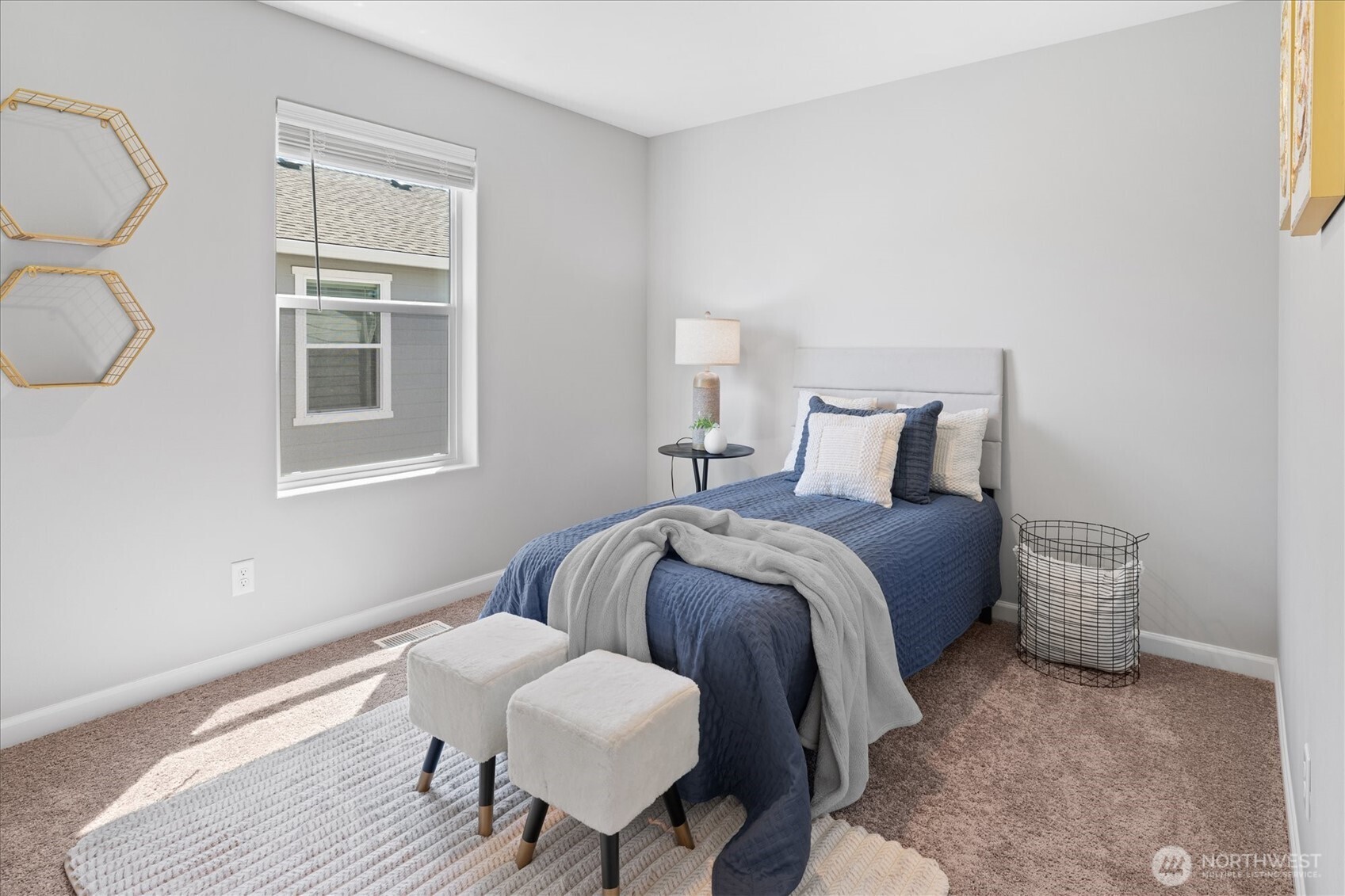 515 Clark Avenue Property Photo 25