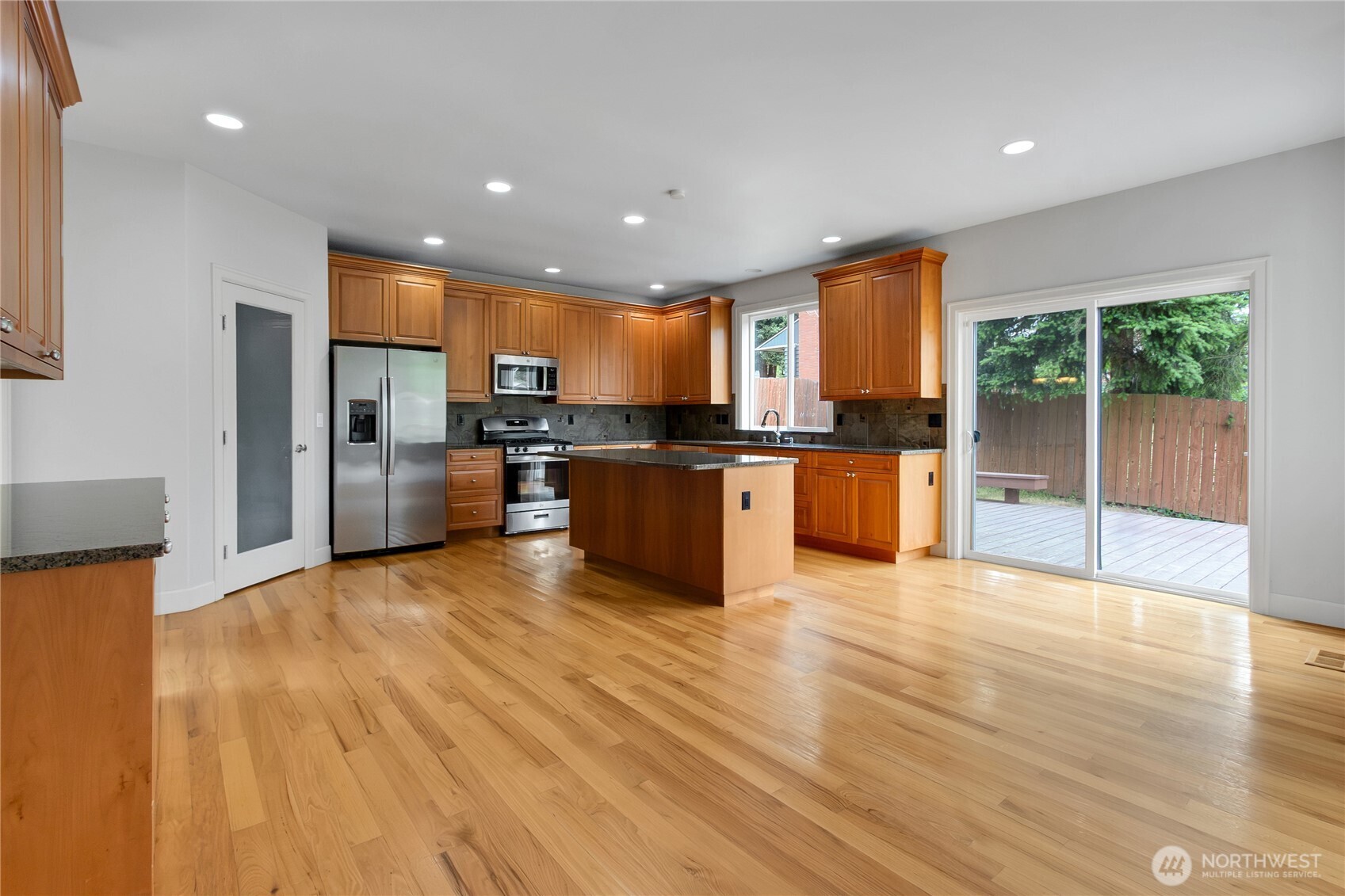 6423 3rd Street Ct Property Photo 10