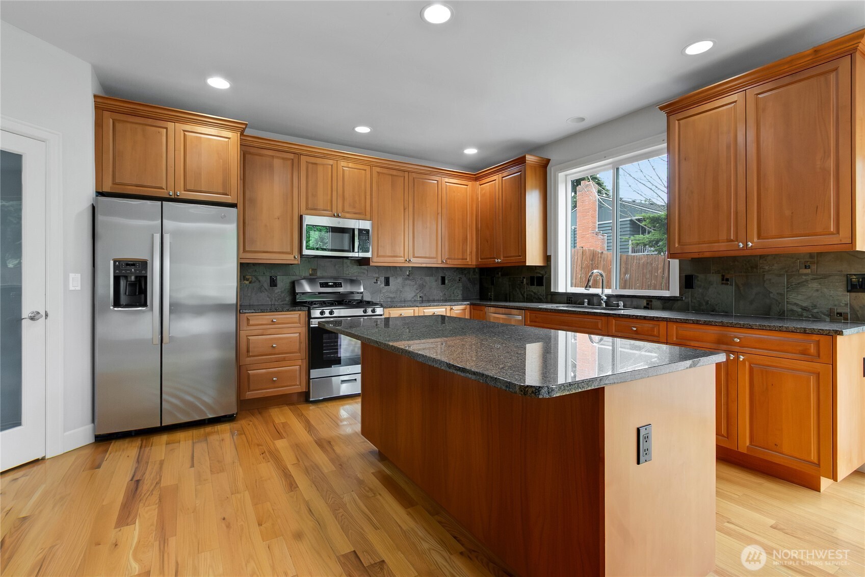 6423 3rd Street Ct Property Photo 12