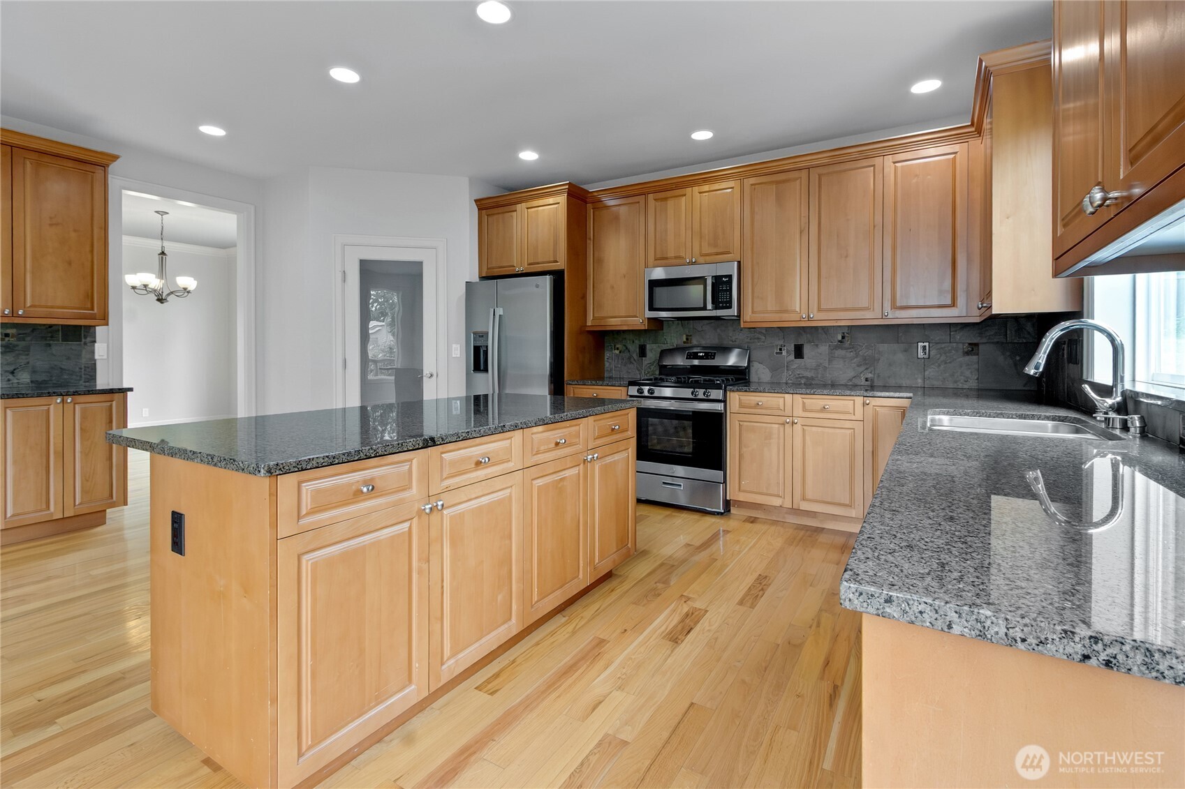6423 3rd Street Ct Property Photo 13