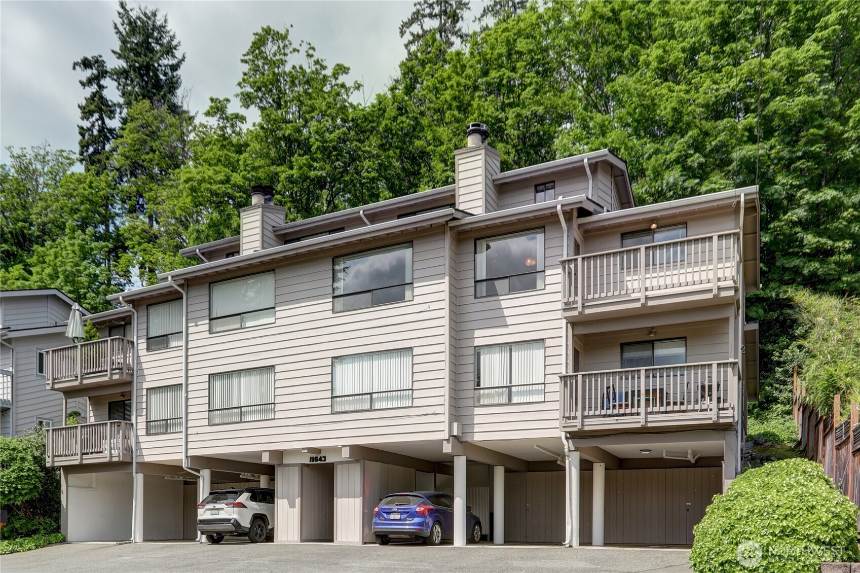 11643 91st Place Property Photo 1