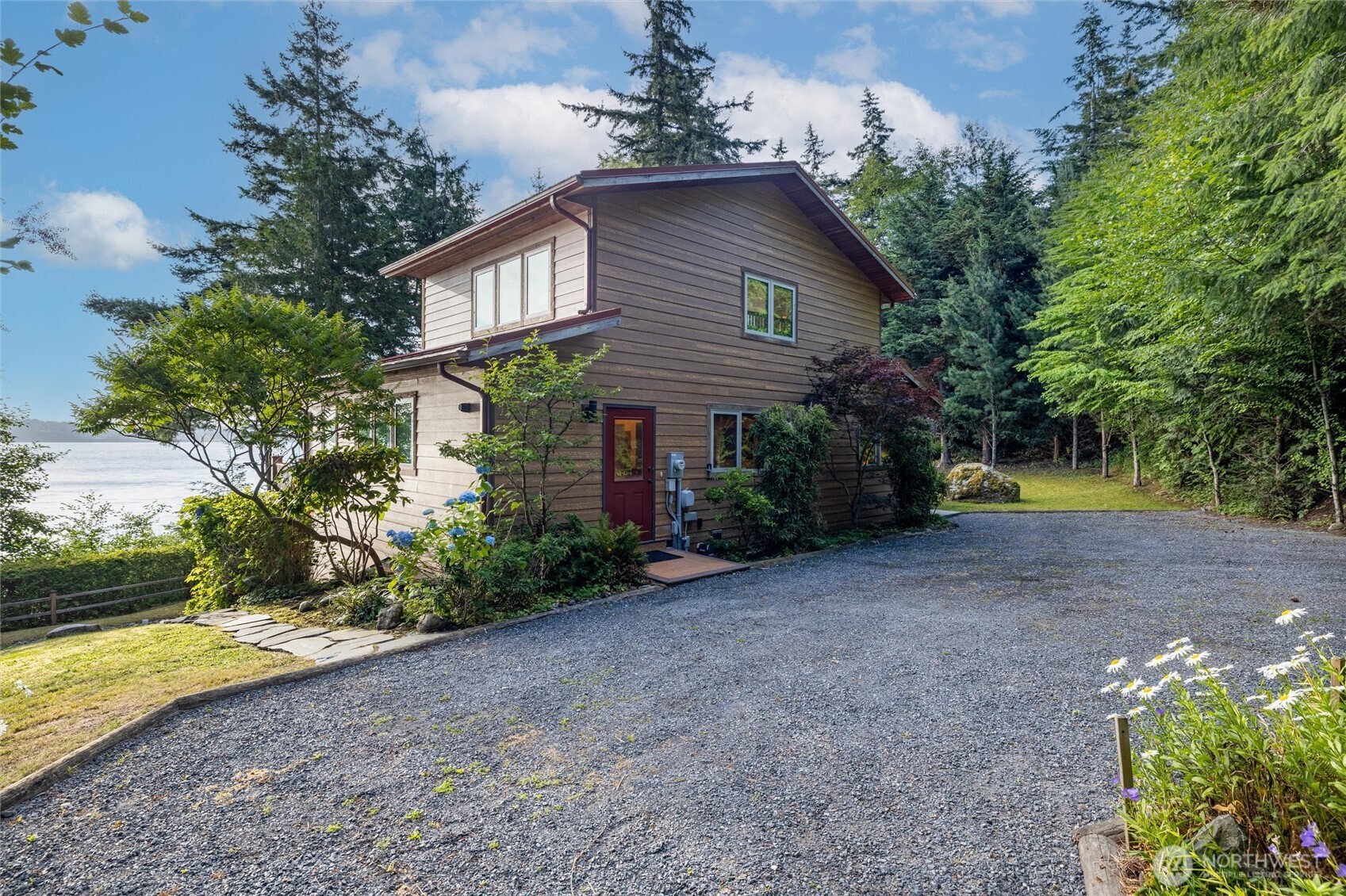 2339 N Nugent Road Property Photo 8