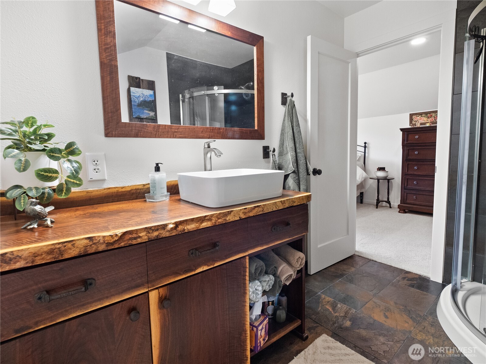192 Skinner Road Property Photo 14