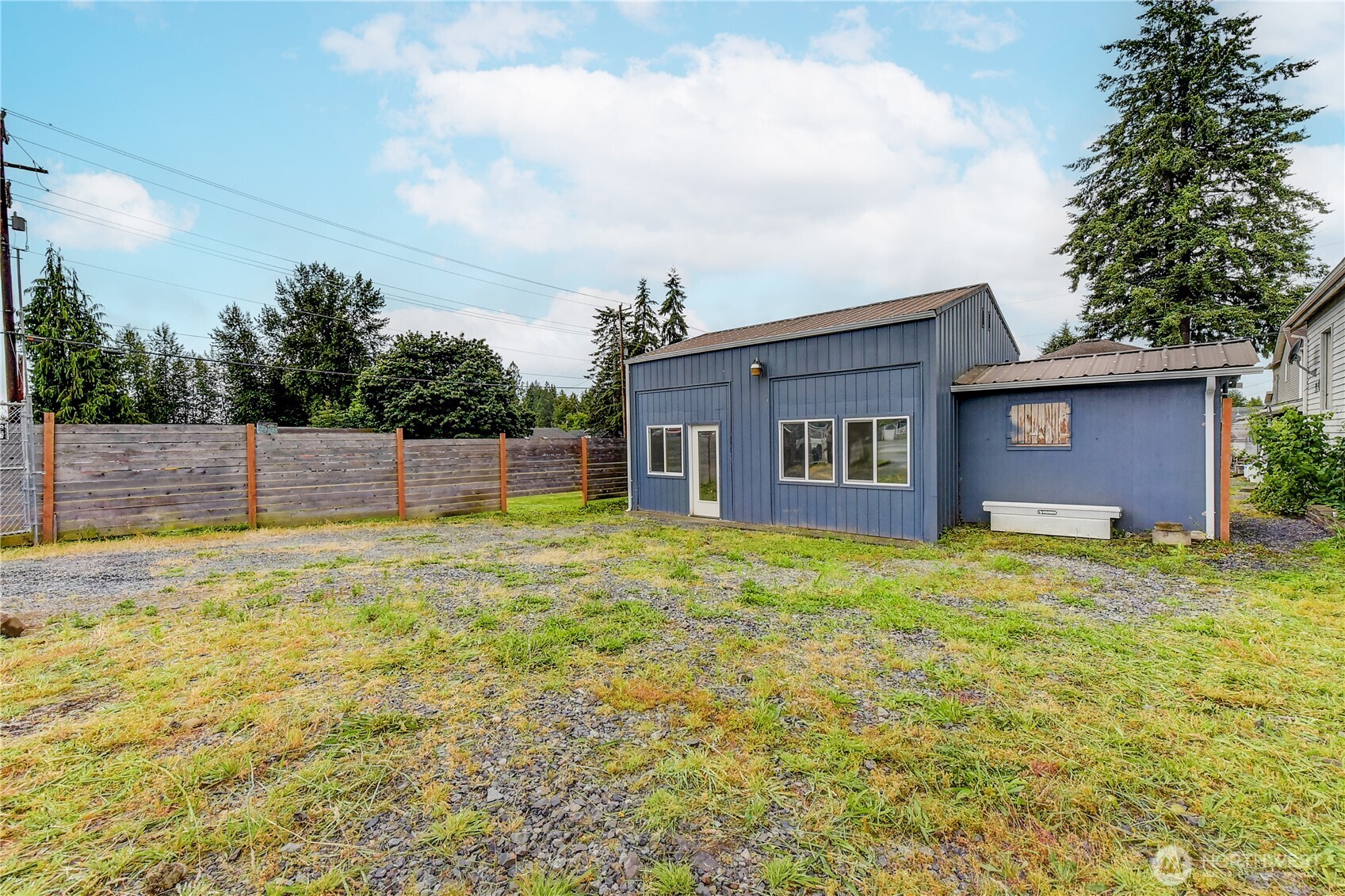 112 Cascade Avenue Property Photo 9