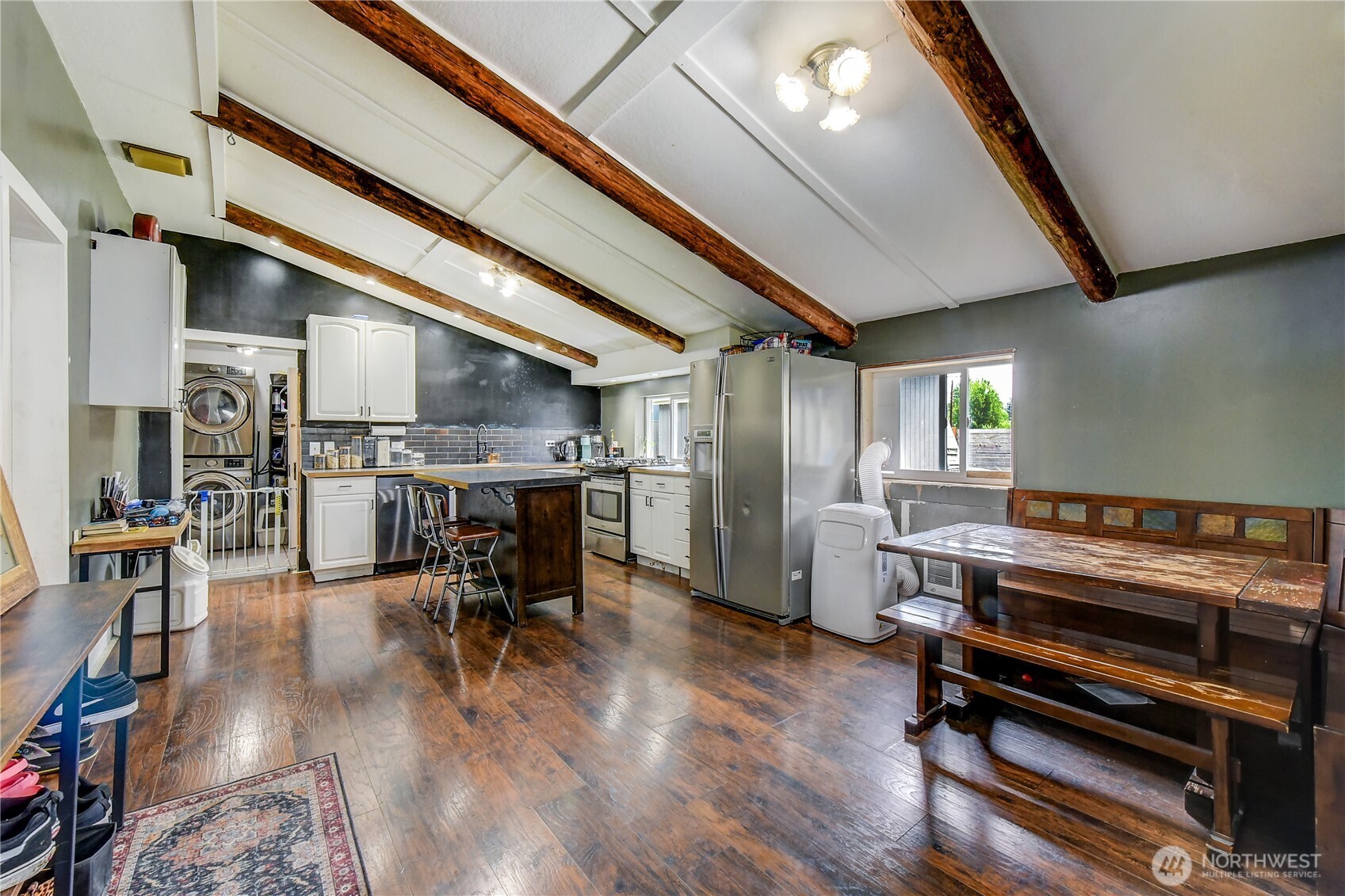 112 Cascade Avenue Property Photo 15