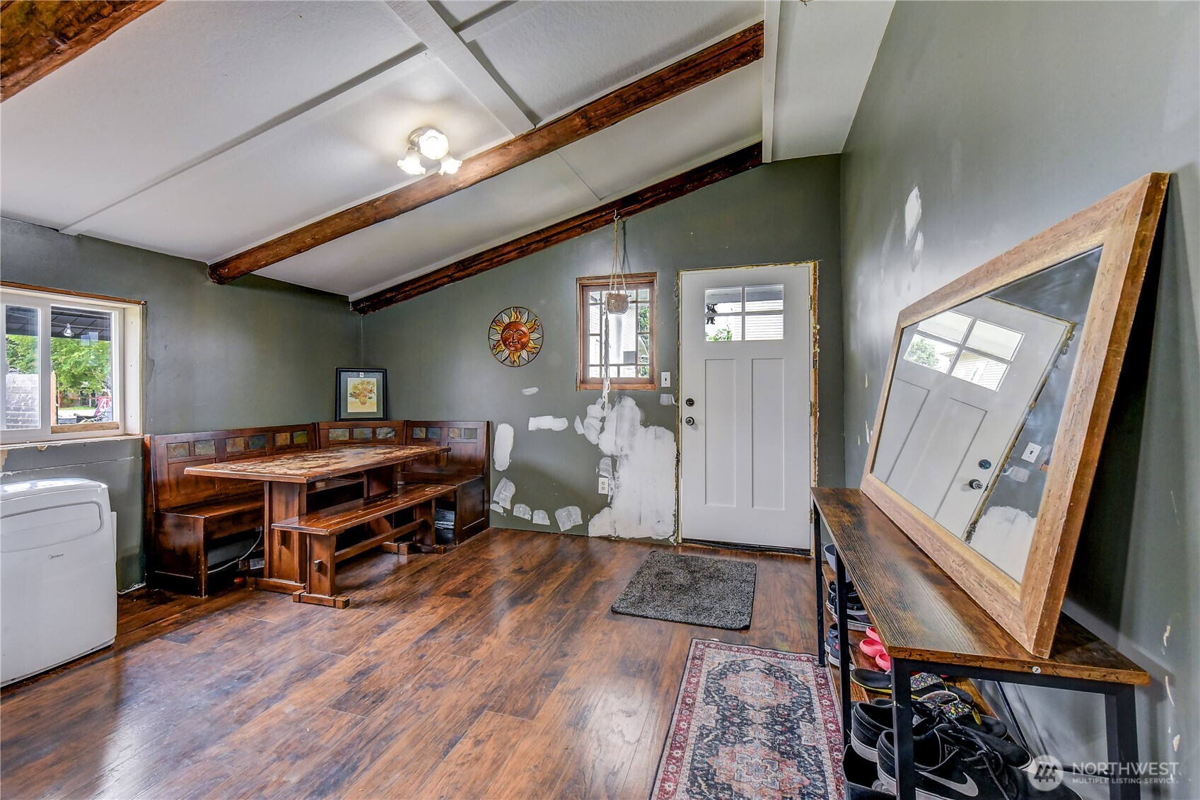 112 Cascade Avenue Property Photo 17