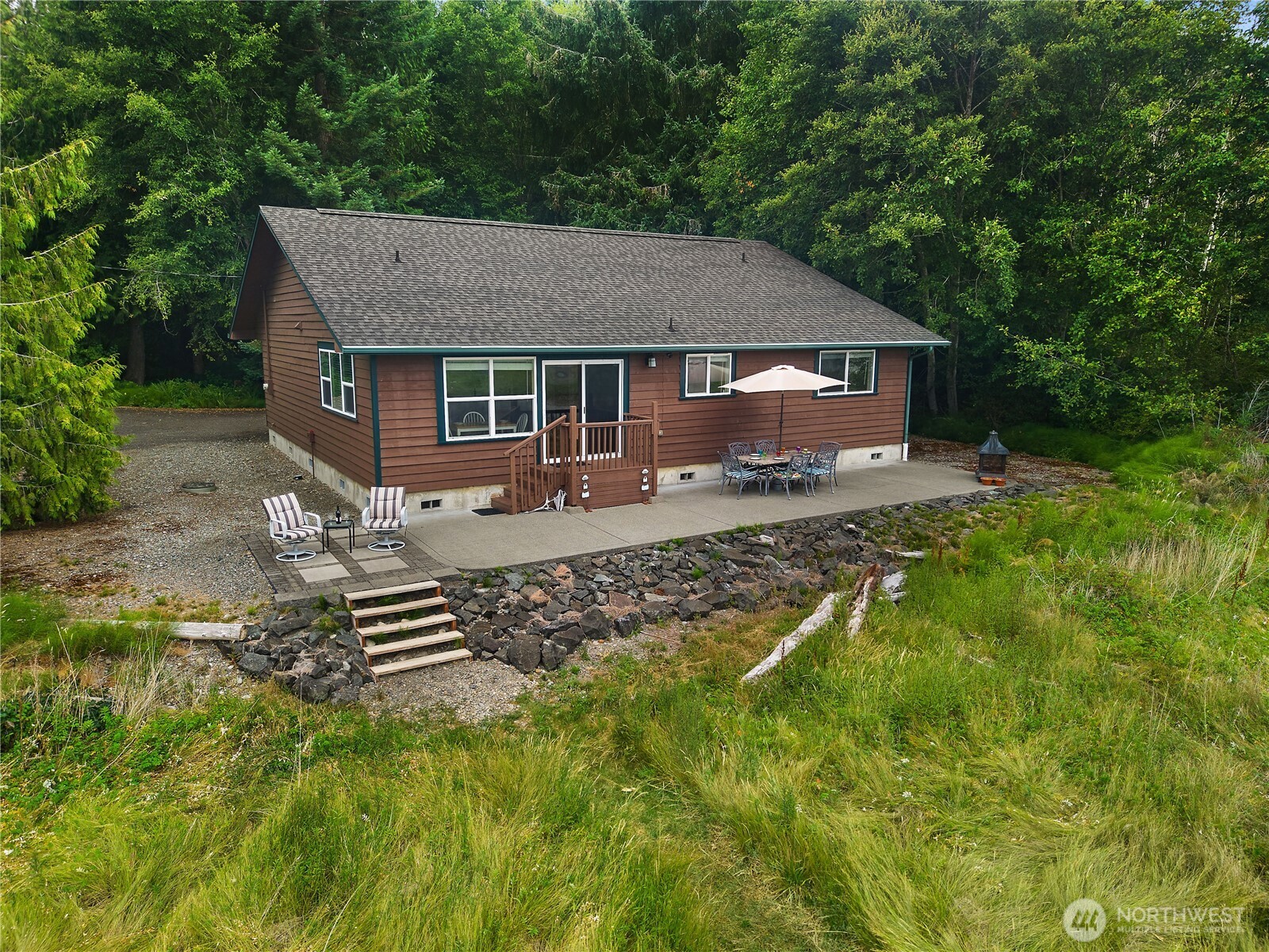 730 E North Bay Road Property Photo 24