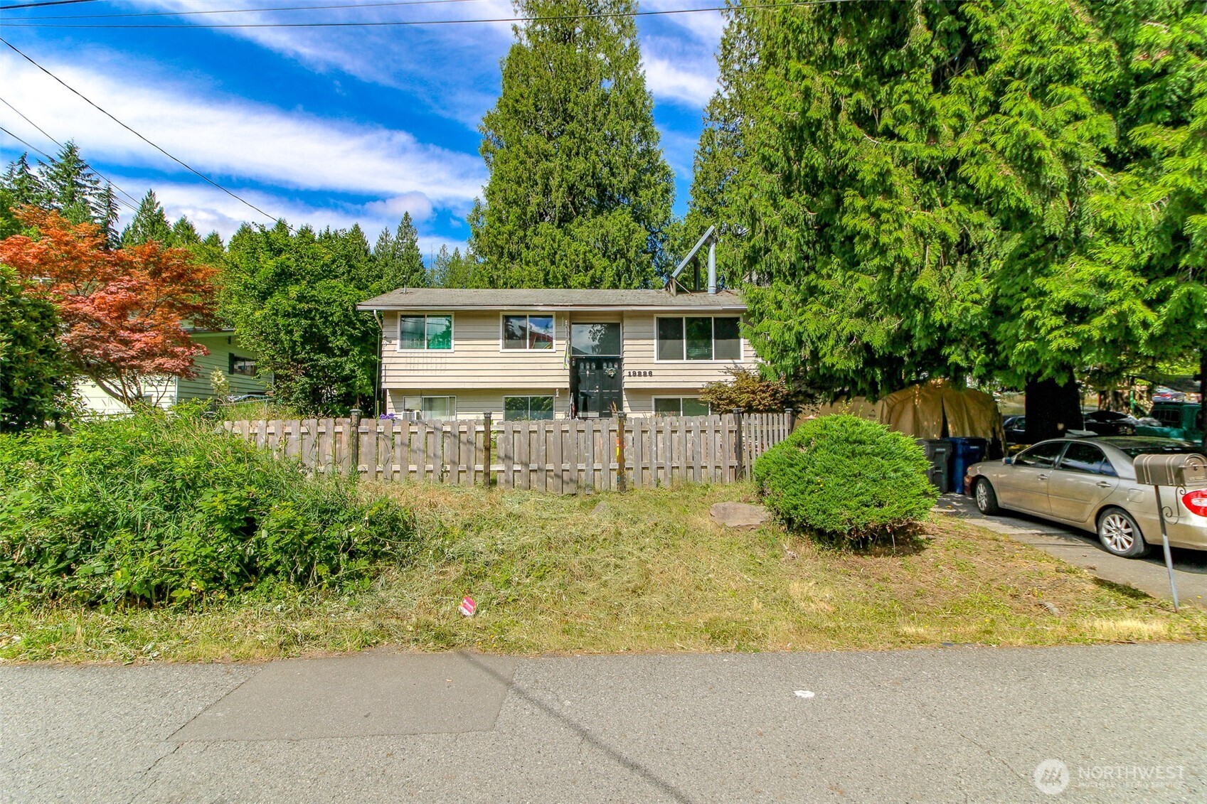19226 7th Avenue Property Photo 14