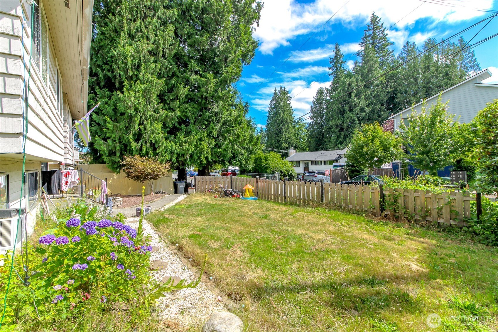 19226 7th Avenue Property Photo 26