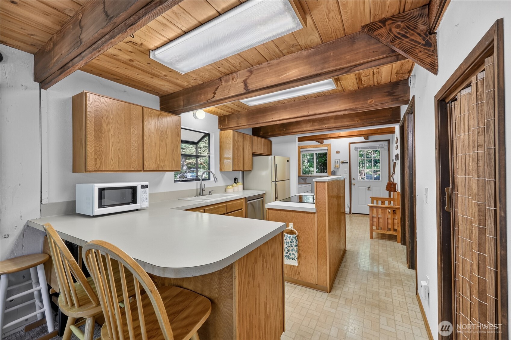 101 Cascade Drive Property Photo 13