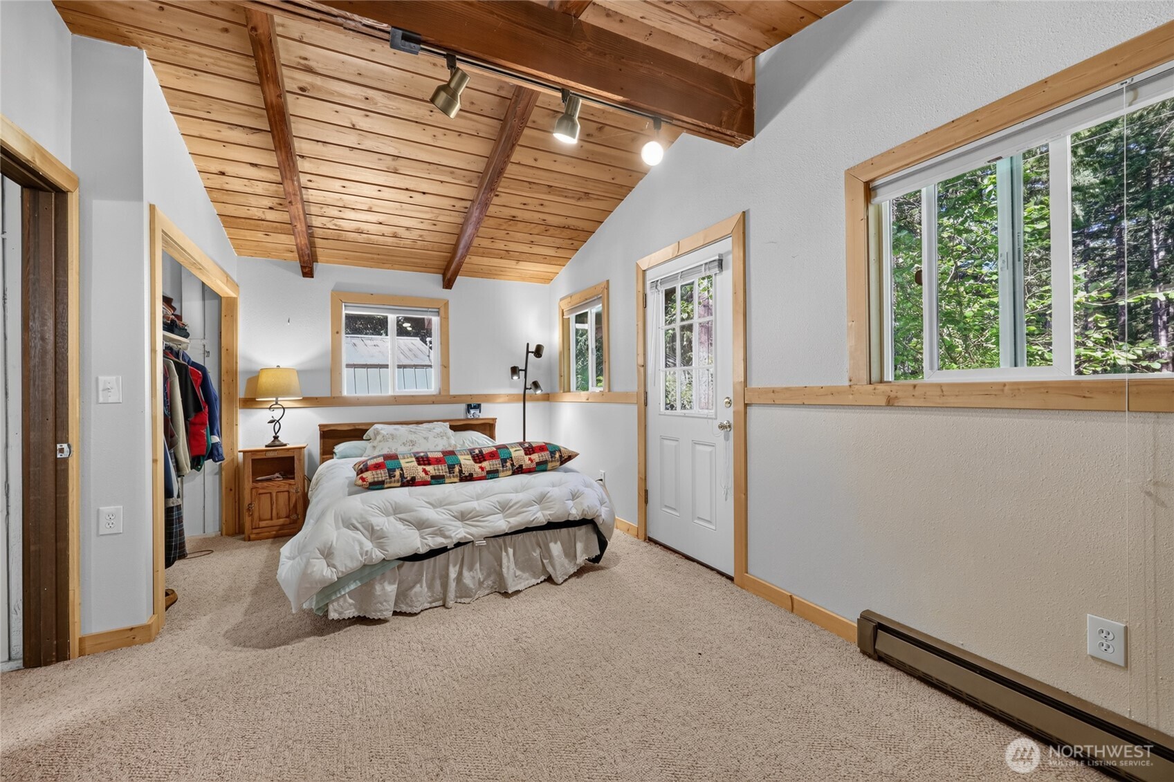 101 Cascade Drive Property Photo 27
