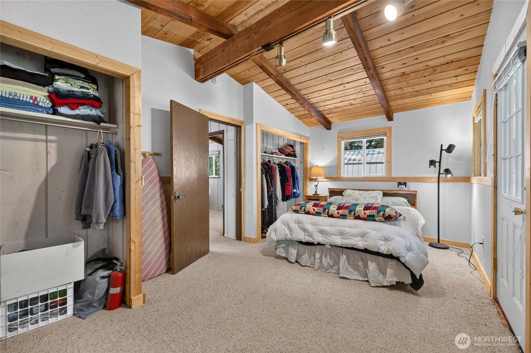 101 Cascade Drive Property Photo 28