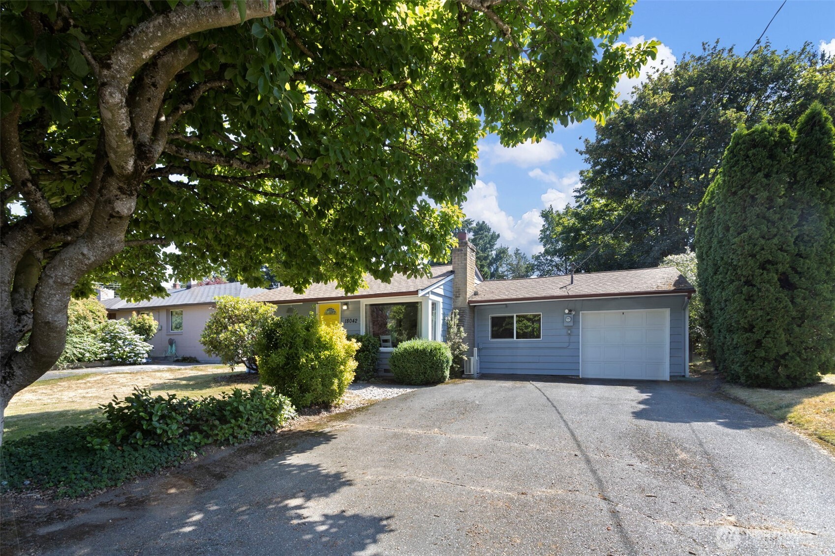 18042 10th Avenue Property Photo 2