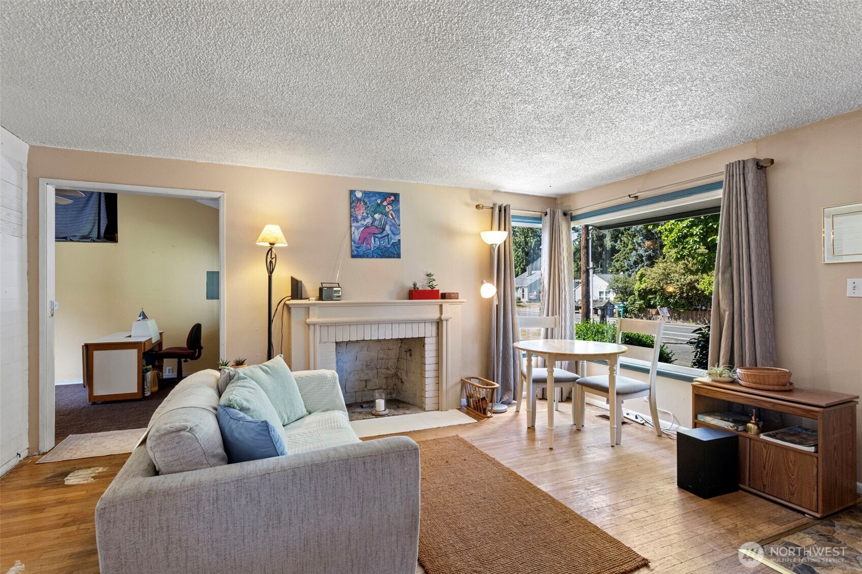 18042 10th Avenue Property Photo 5