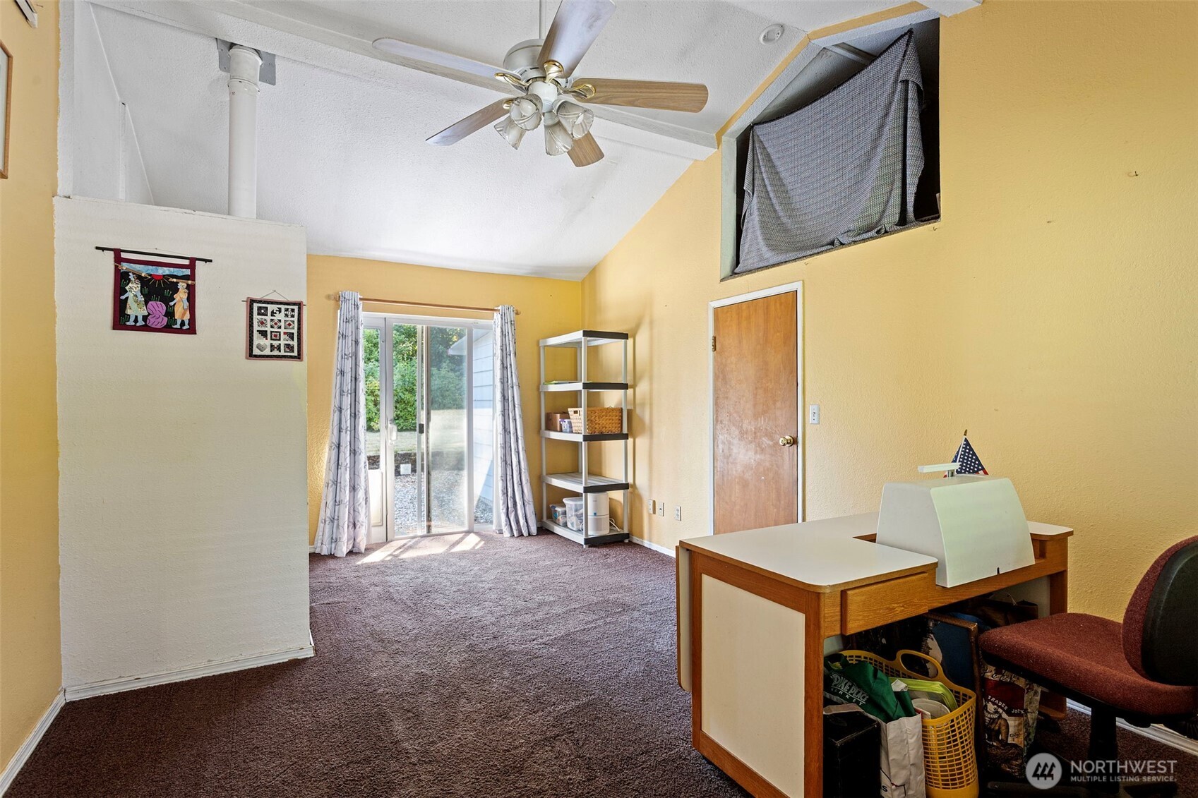18042 10th Avenue Property Photo 15
