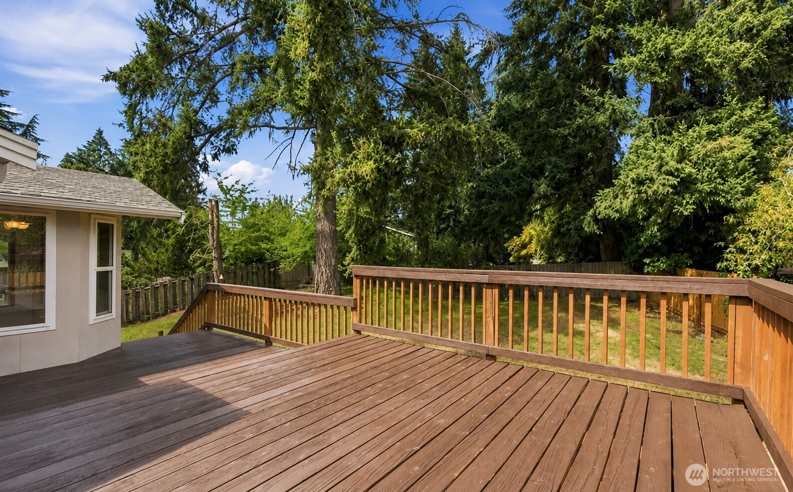 7910 Husky Way Property Photo 5