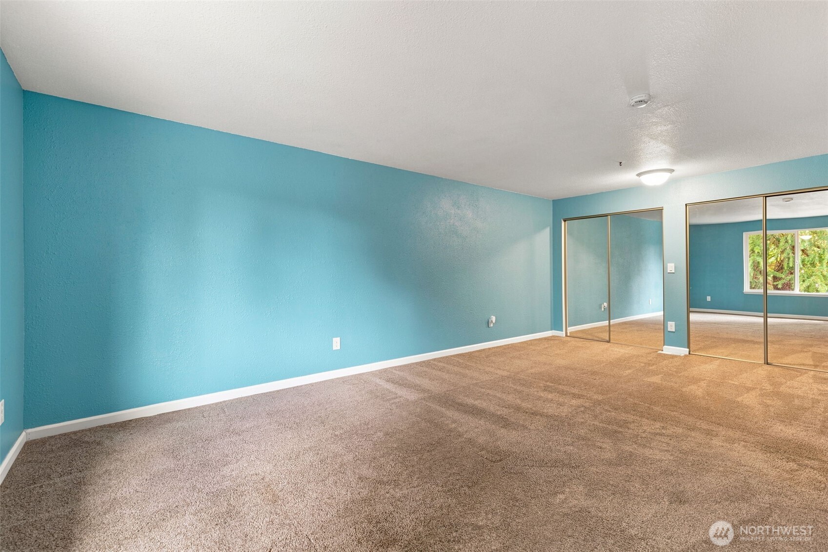 7910 Husky Way Property Photo 13