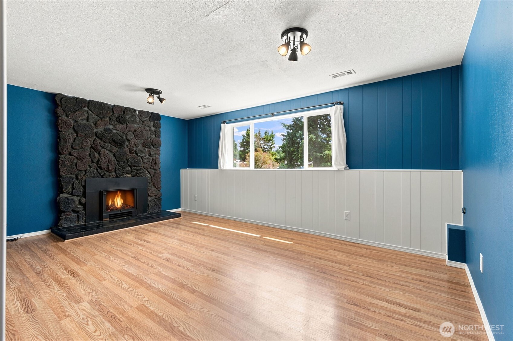 7910 Husky Way Property Photo 16