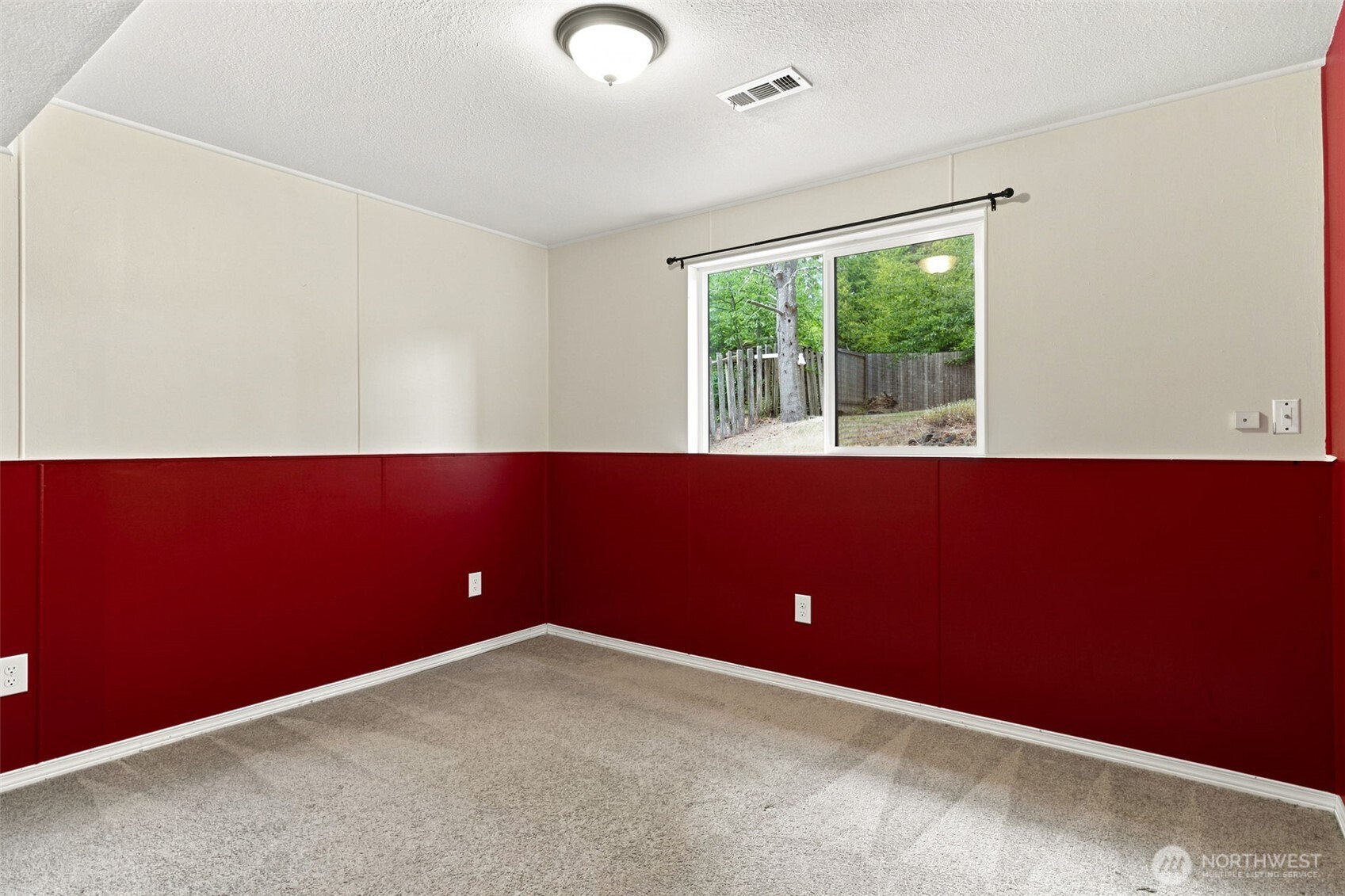 7910 Husky Way Property Photo 19