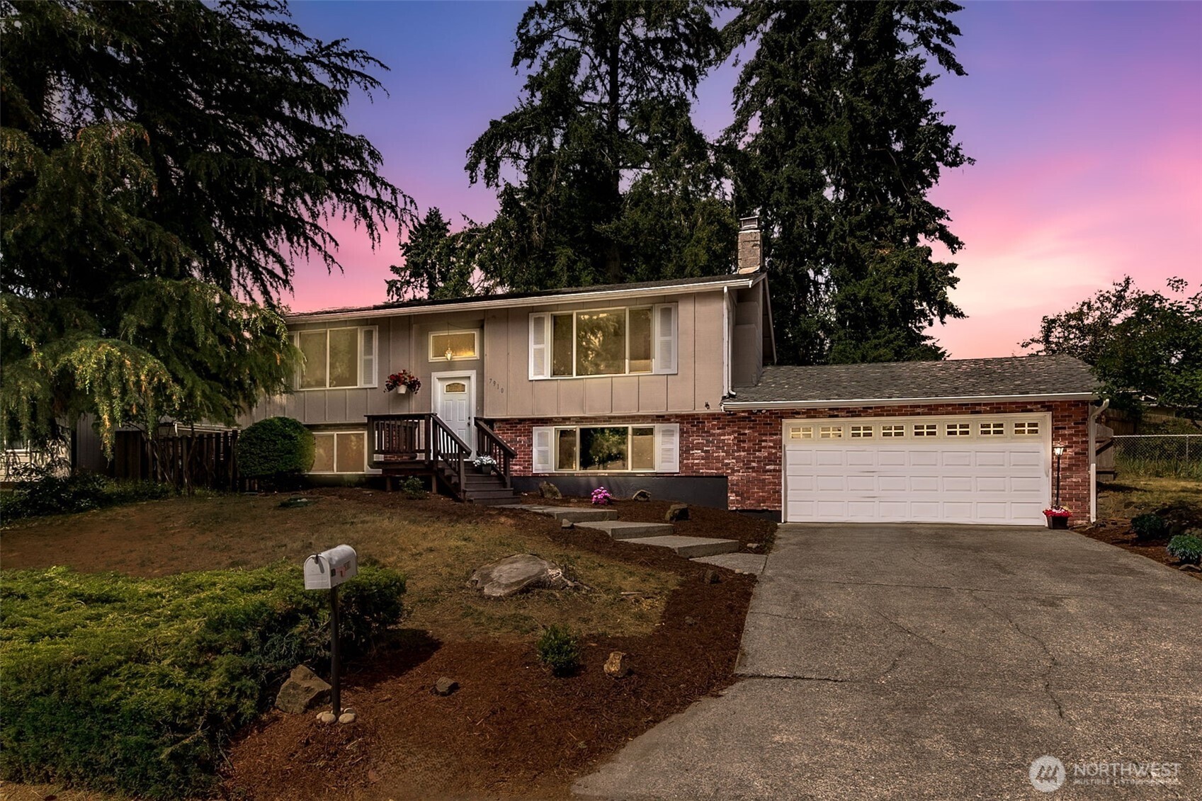 7910 Husky Way Property Photo 27