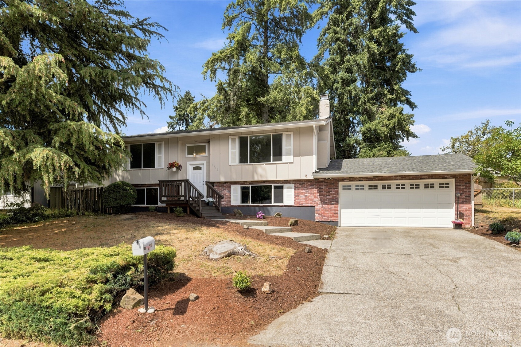 7910 Husky Way Property Photo 30