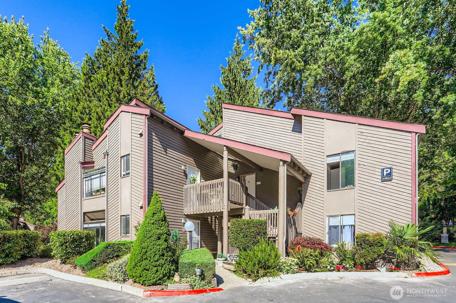 12200 100th Avenue #P-A Property Photo 1