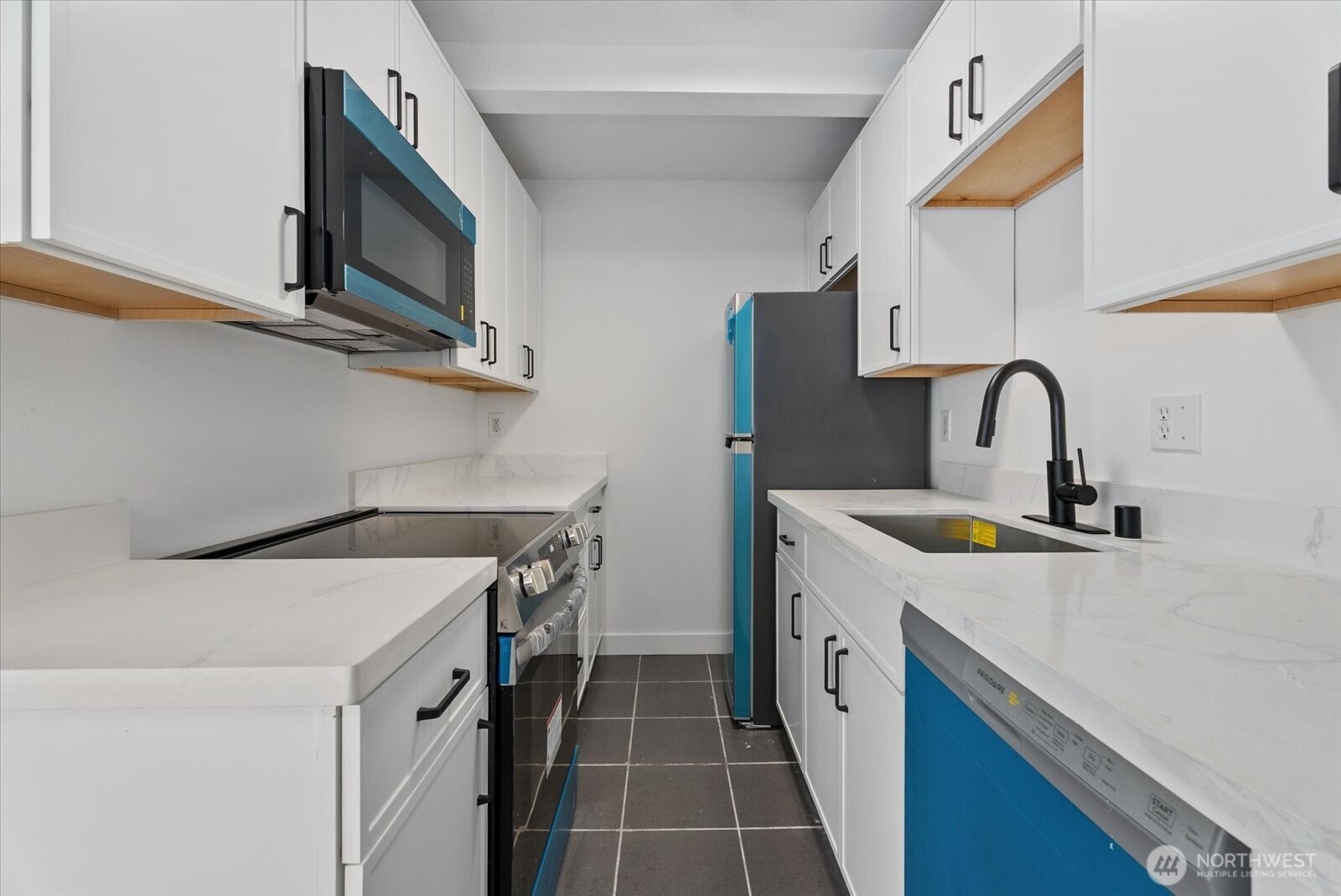 216 Broadway 3 Property Photo 6